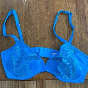 never worn, savage fenty bra size 34 D